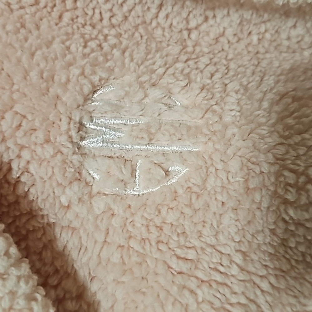 Pottery Barn Teen Robe - Picture 7 of 10